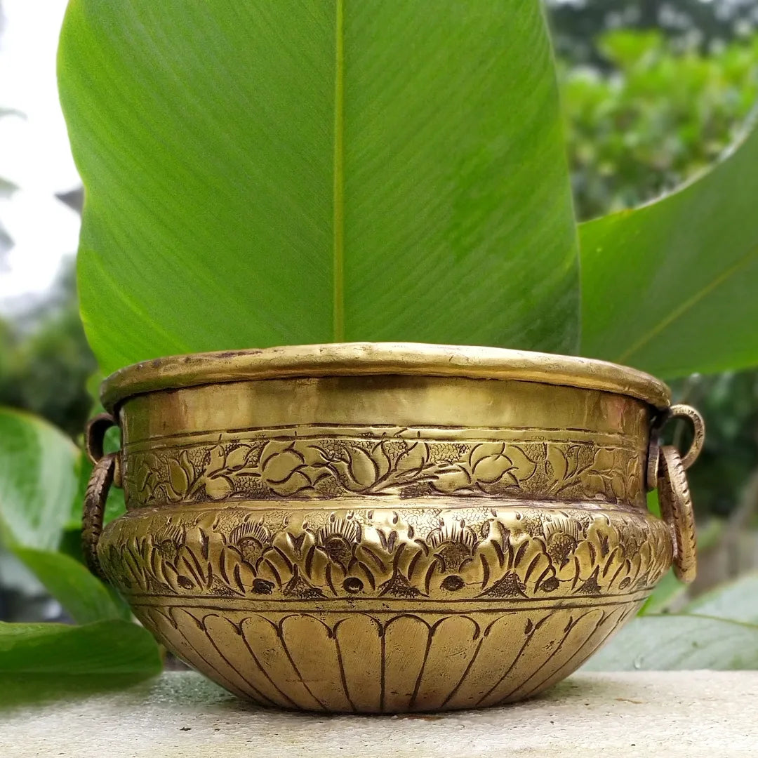Brass Planter Embossed With Floral Motifs. Diameter 25 CM x Height 13 cm