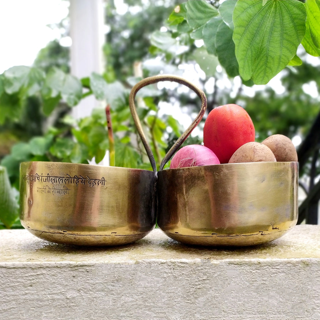 Naalu Poriyal Pathirum - Traditional 2 In 1 Large Brass Serving Vessel With Handle. Height 20 cm x Diameter 16 cm