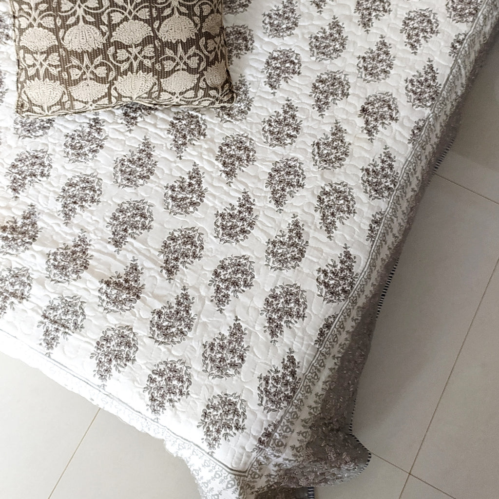 Pure Cotton Reversible Comforter Block Printed With Pastel Greys & White Coloured Floral Prints - L 260 cm x W 215 cm