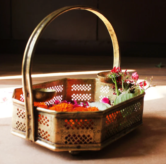 Poola Sajja - Traditional Vintage Brass Flower Basket - L 25 cm x W 20 cm x Ht 21 cm