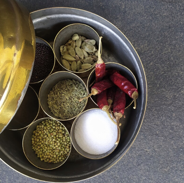 Vintage Round Brass Condiment | Spice Box With 7 Containers, Diameter 20 cm x Ht 12 cm