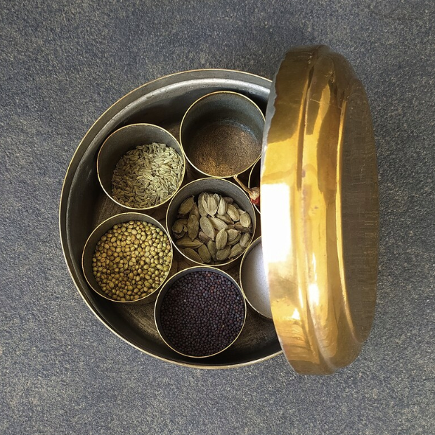 Vintage Round Brass Condiment | Spice Box With 7 Containers, Diameter 20 cm x Ht 12 cm