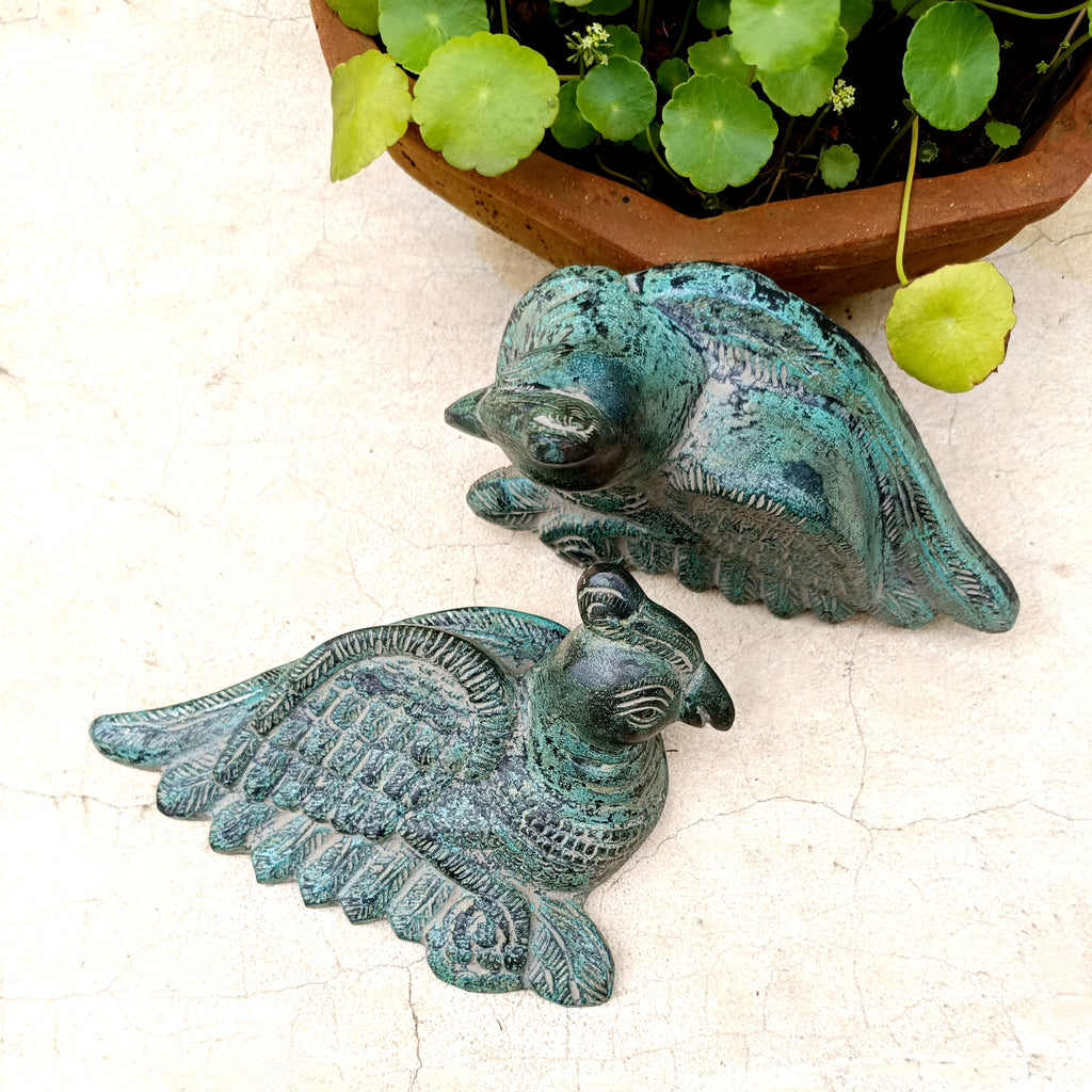 Enchanting Pair of Handcrafted Brass Parrots. Length 16 cm x Height 13 x Depth 5 cm