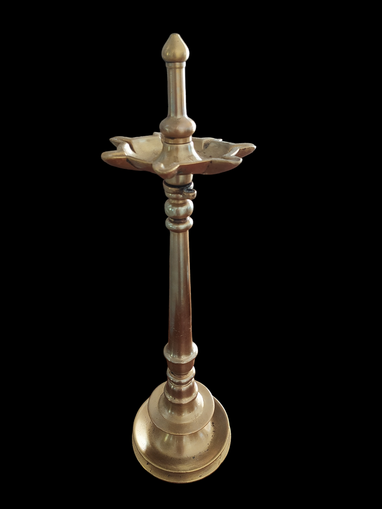 Traditional Brass Oil Lamp | Vilakku With 7 Grooves & Chain. Height 52 cm x Diameter 14 cm