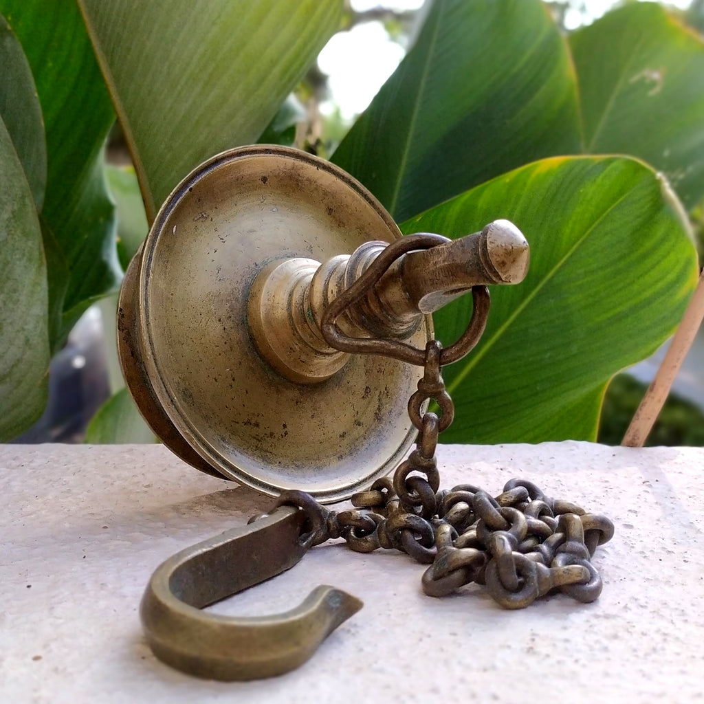 Traditional Brass Oil Lamp - "Thooku Vilakku" From South India. Length 86 cm x Diameter 14 cm