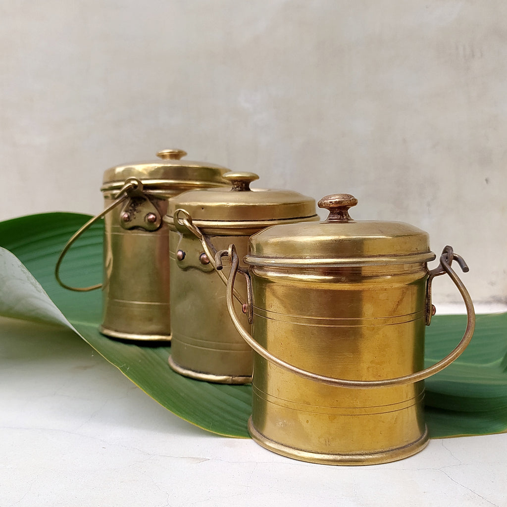 Collection Of 3 Vintage Brass Oil Cannisters | Pails With Lid And Handles. Heights 13 , 12 & 10 cm