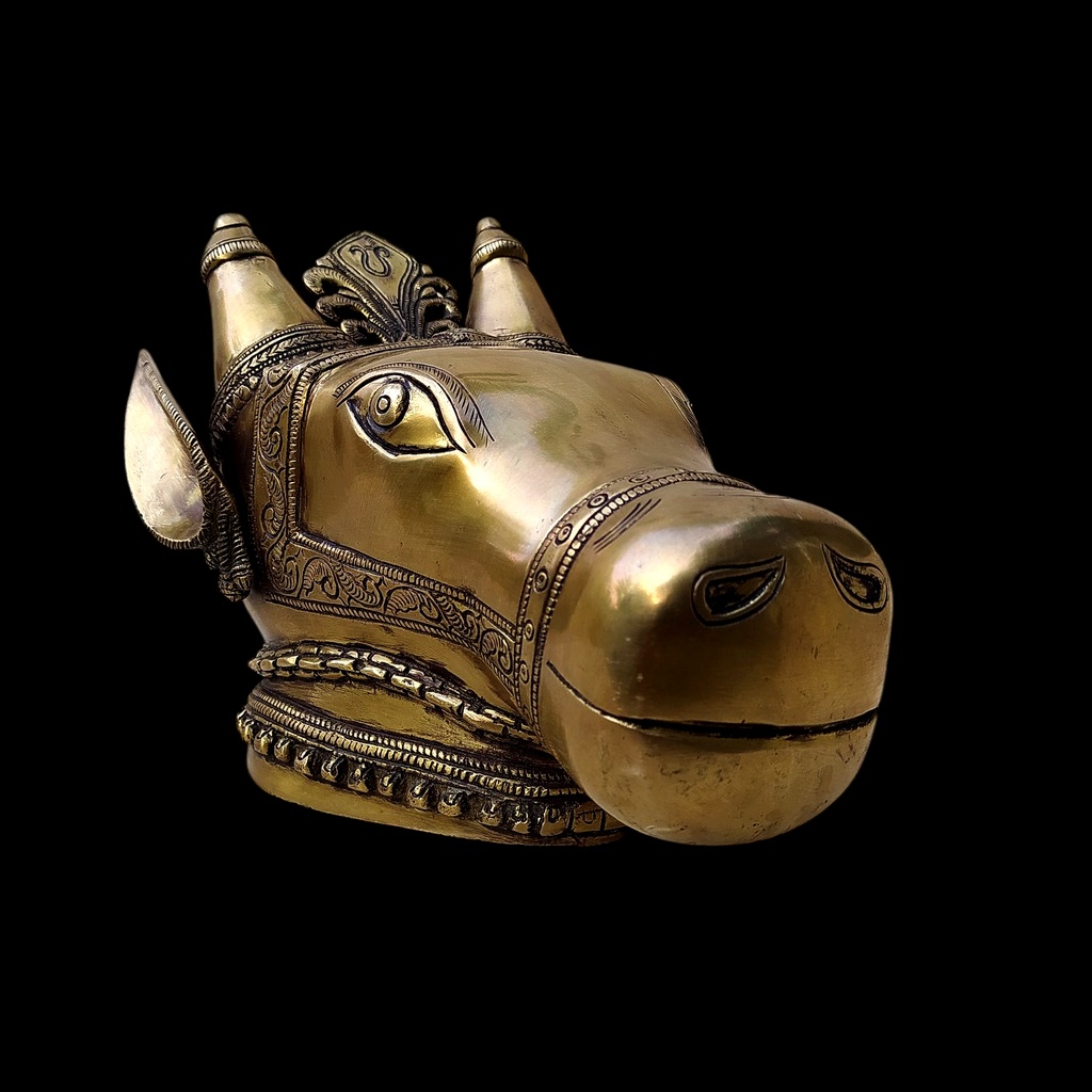 Majestic Handcrafted Brass Nandi Bull - Vahan Of Lord Shiva. Height 27 cm x Width 17 cm x Depth 19 cm