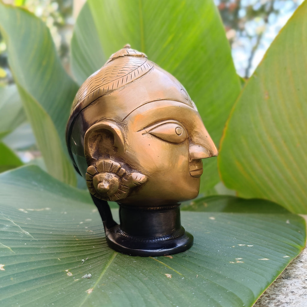 Vintage Brass Bust of Gangaur Gauri - Goddess of Fertility, Love & Devotion. Height 11 cm