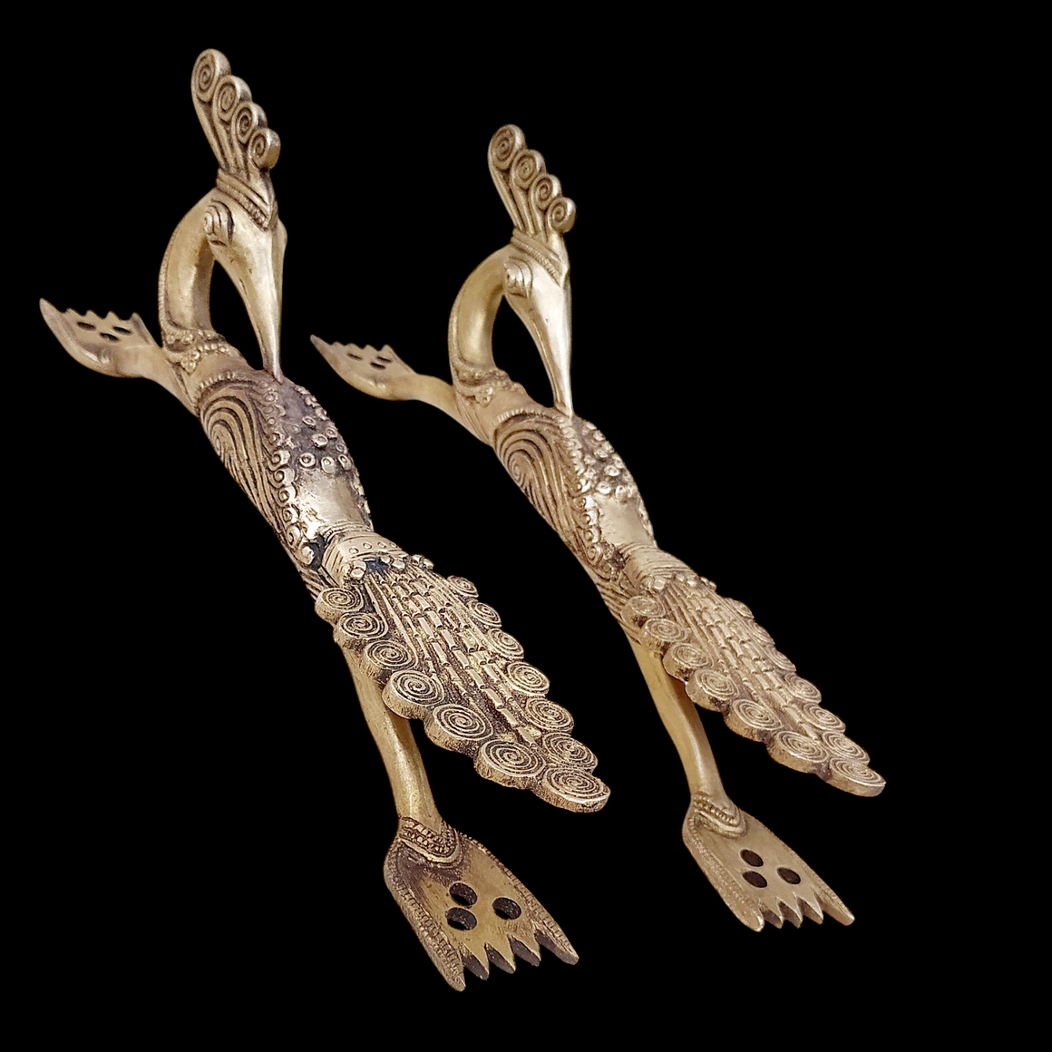 Exquisite Brass Peacock Design Door Handles – A Symbol of Elegance. Length 31 cm