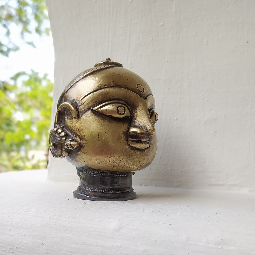 Vintage Brass Bust of Gangaur Gauri - Goddess of Fertility, Love & Devotion . H 11 cm x W 11 cm