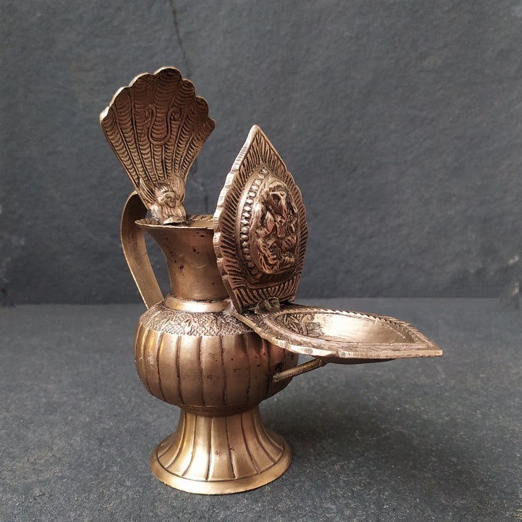 Traditional Copper Sukunda Ritual Lamp With Ganesha - God Of Wisdom. Length 20 cm x Height 20 cm
