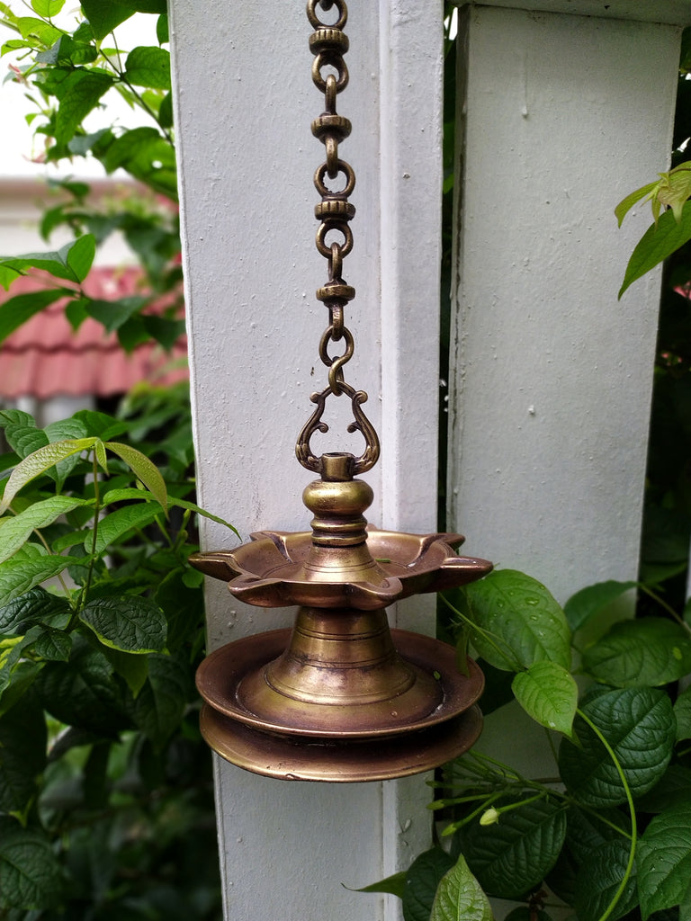 Thooku Vilakku - Heritage Brass Oil Lamp From South India. Length 62 cm x Diameter 13.5 cm