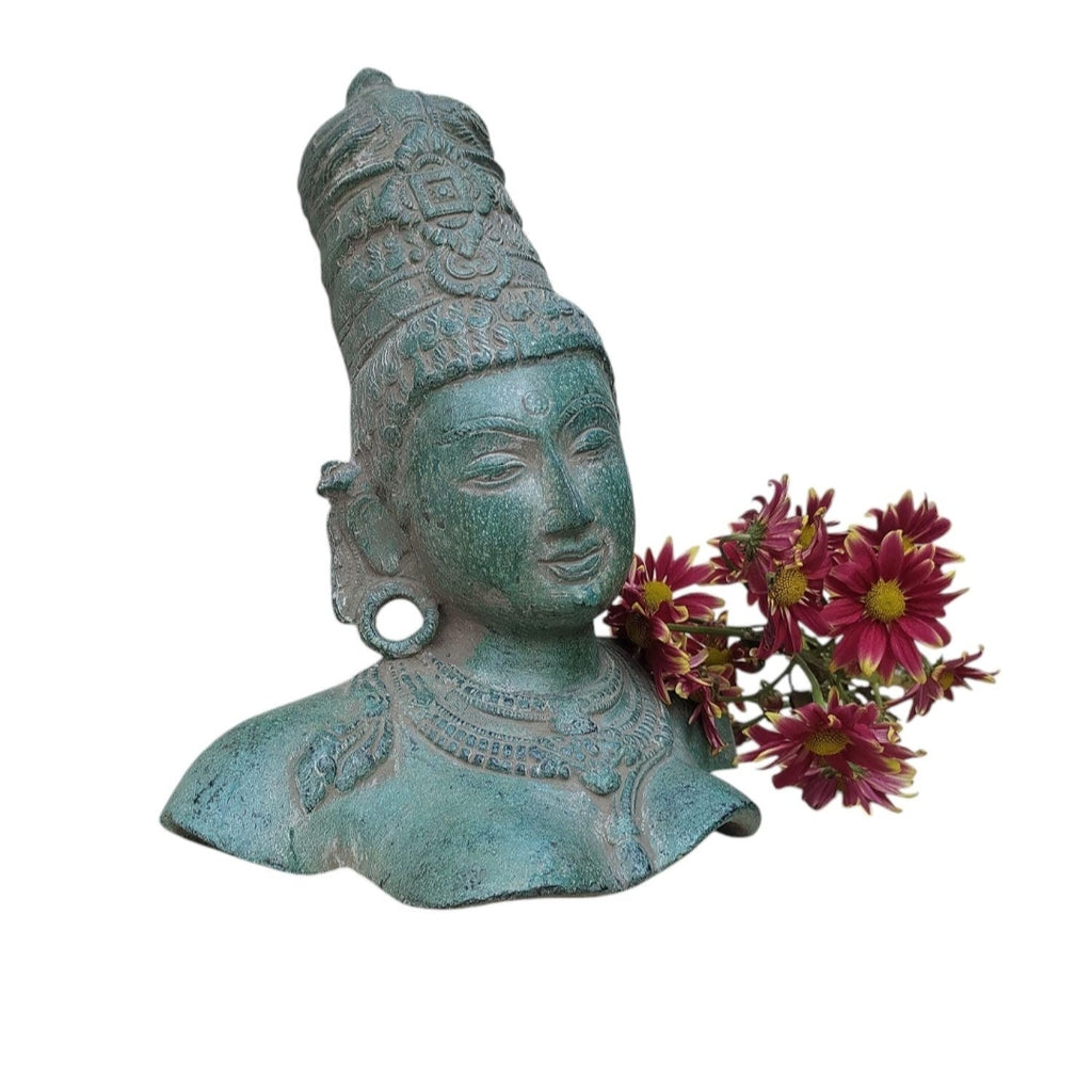 Magnificent Brass Bust Of Parvati - Indian Goddess of Fertility, Love & Devotion. Height 31 cm x Width 24 cm