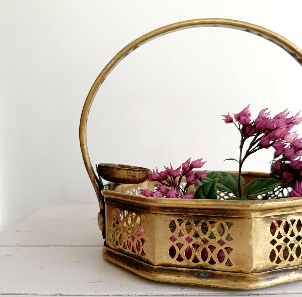Poola Sajja - Traditional Vintage Brass Flower Basket - Length 22 cm x W 22 cm x Ht 22 cm