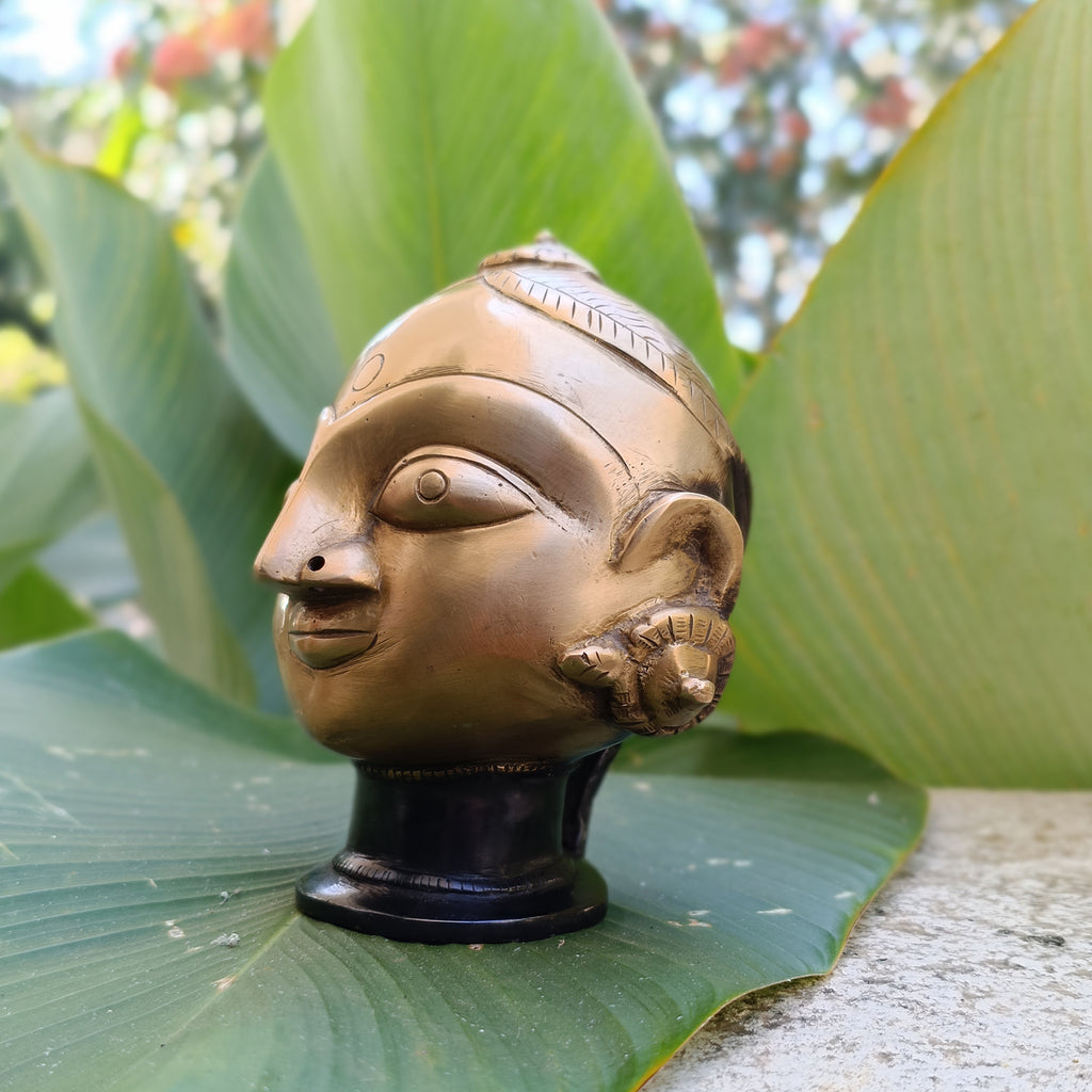 Vintage Brass Bust of Gangaur Gauri - Indian Goddess of Fertility, Love & Devotion . Height 15 cm