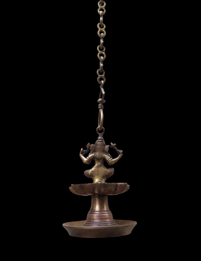 Divine Ganesha Vilakku - Vintage Brass Oil Lamp From South India. Length 76 cm x Diameter 13 cm