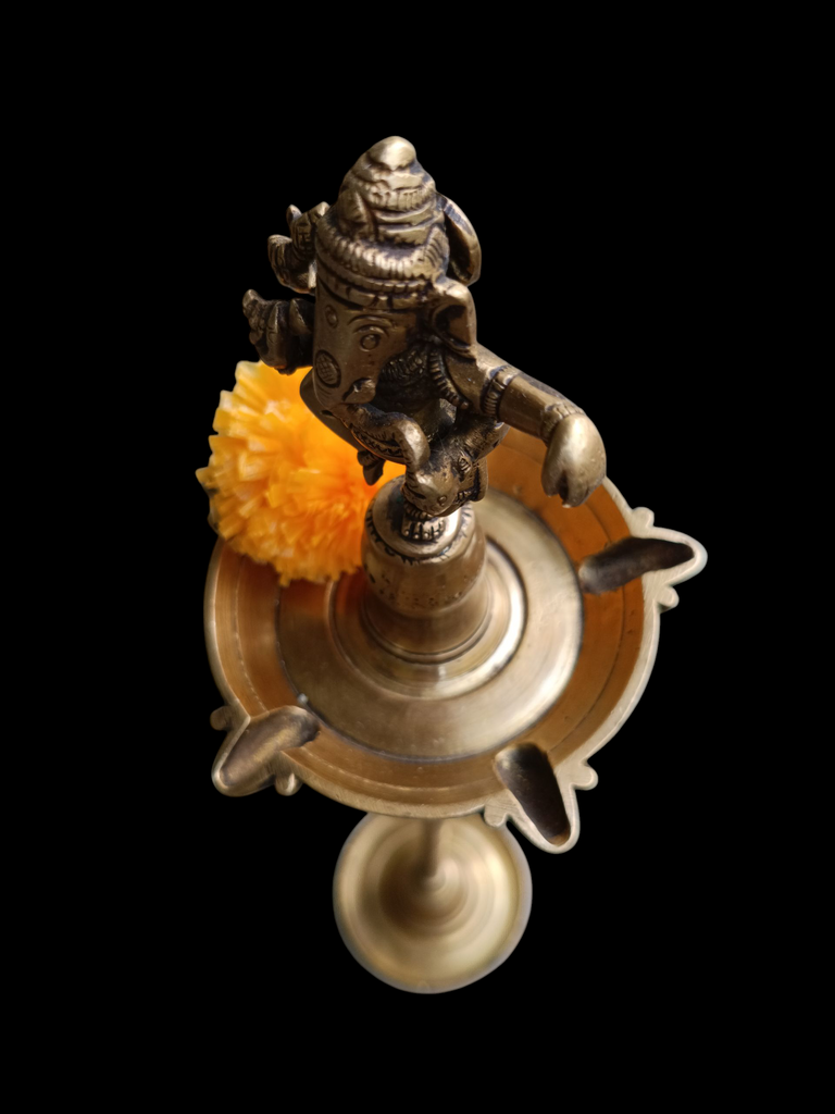 Divine Brass Oil Lamp With Ganesha - God Of Wisdom. Height 68 cm x Diameter 16 cm