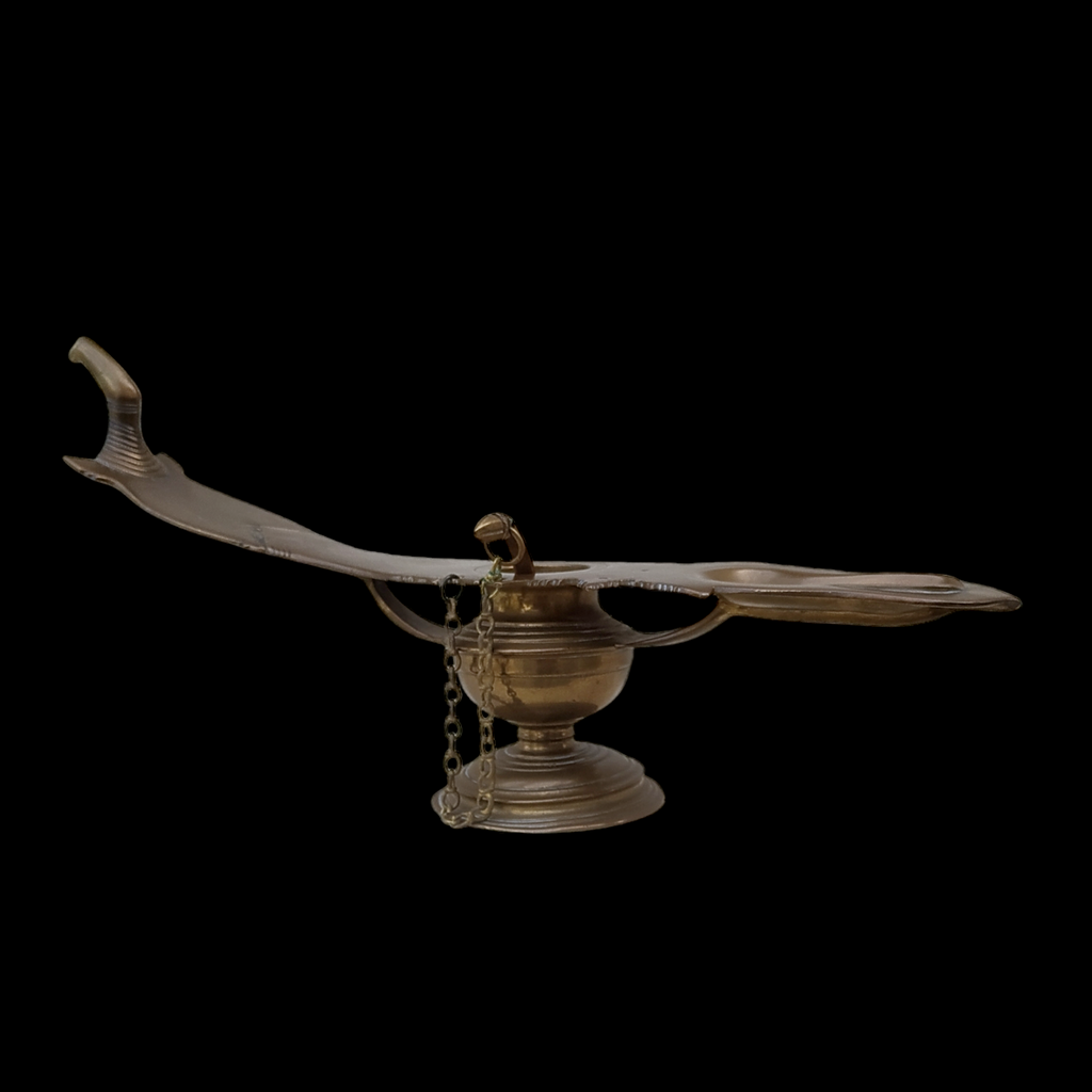 Changalavottom - Heritage Oil Lamp Of Kerala With A Brass Spoon. Length 40 cm