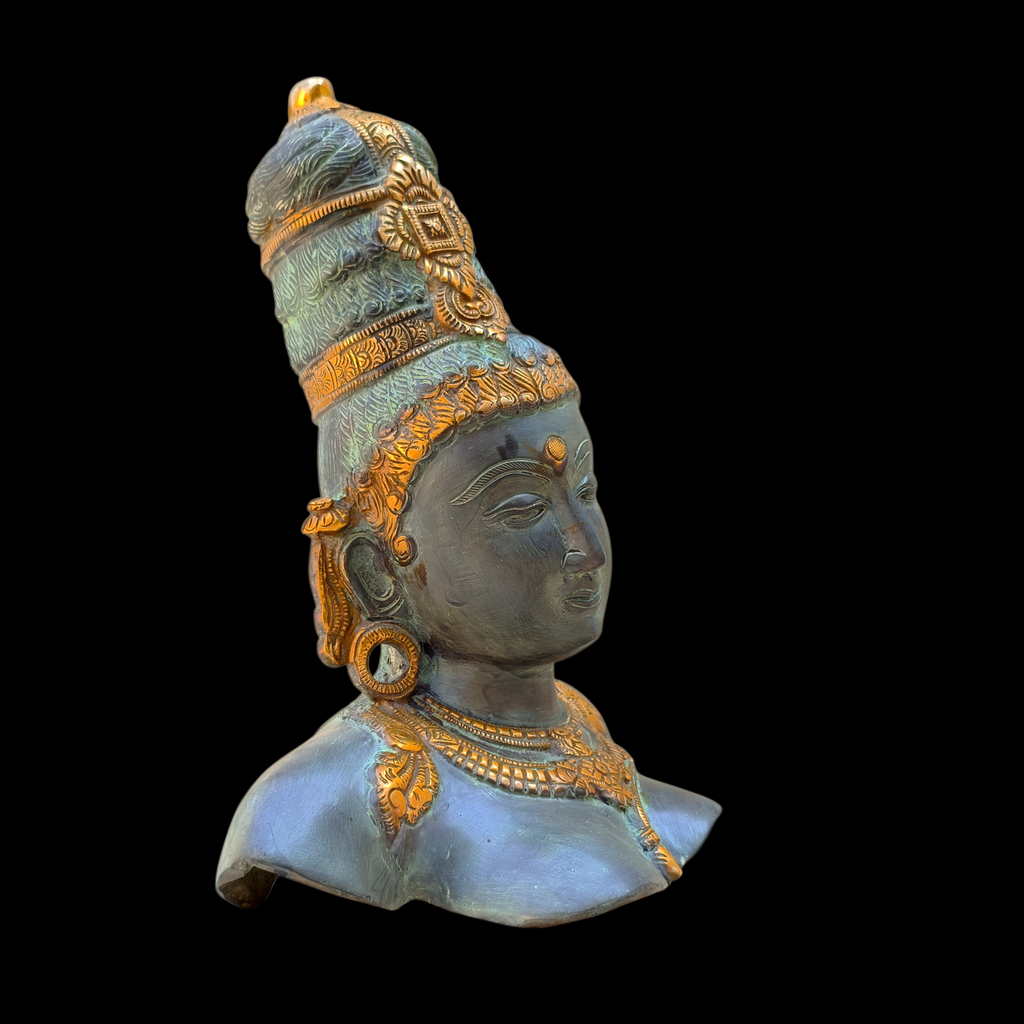 Magnificent Brass Bust Of Parvati - Indian Goddess of Fertility, Love & Devotion. Height 30 cm x Width 24 cm