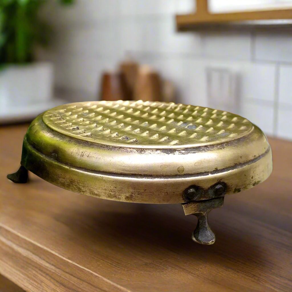 Vintage Brass Vegetable Grater. Diameter 20 x Height 6 cm