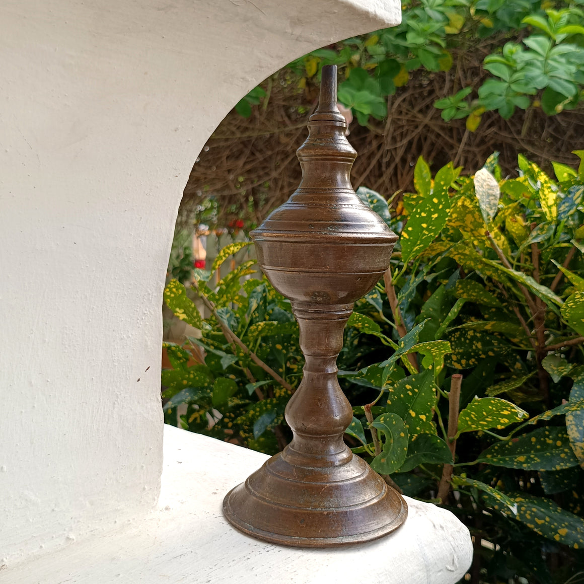 Traditional Brass Oil & Wick Lamp. Height 27 cm x Diameter 11 cm