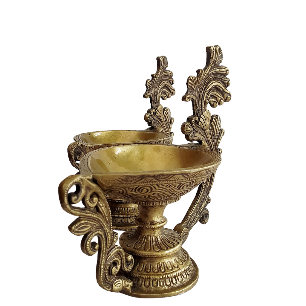 Ornate Pair of Brass Oil Vilakkus | Diyas. Length 21 cm x Height 18 cm x Width 10 cm