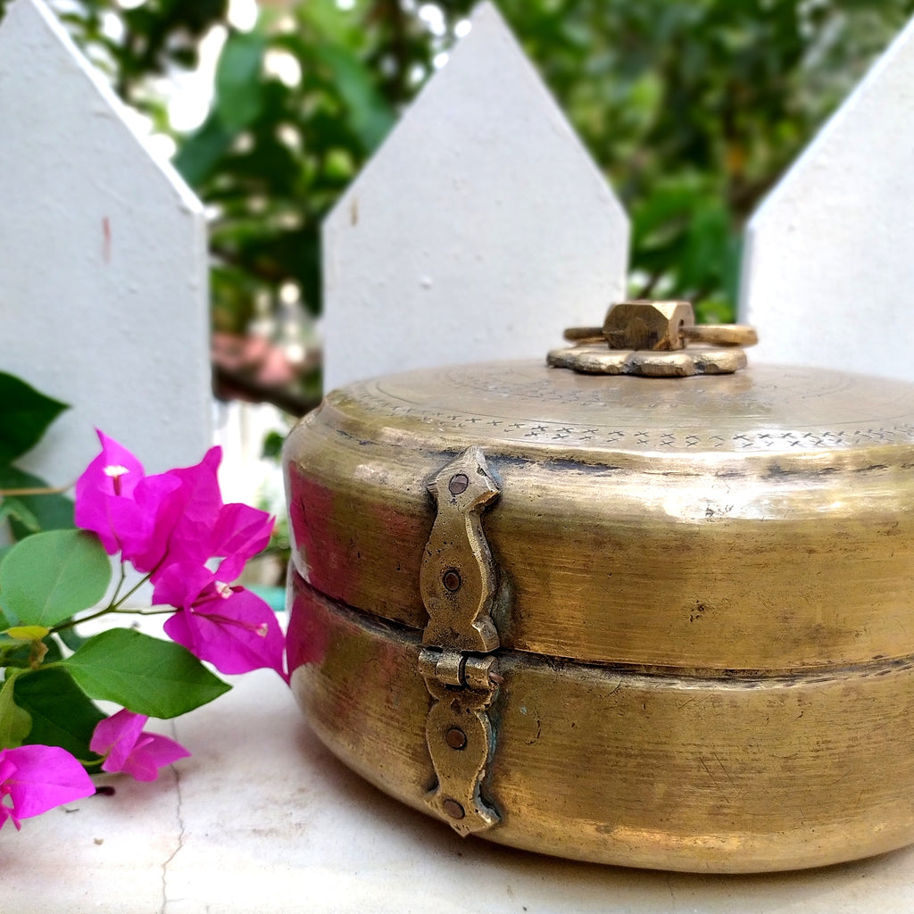 Traditional Brass Chappati Dabba | Bread Box From Northern India - Diameter 21 cm x Ht 10 cms