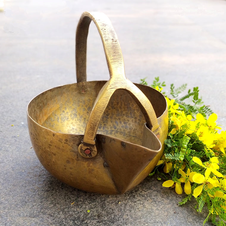 Vintage Brass Food Serving Vessel From South India. Length 27 cm  x Height 24 cm x Diameter 20 cm