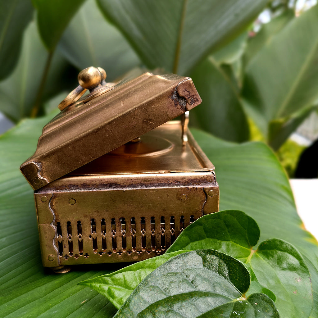 Traditional Brass Paan Dan | Betel Nut Box With 7 Compartments. Length 17 cm