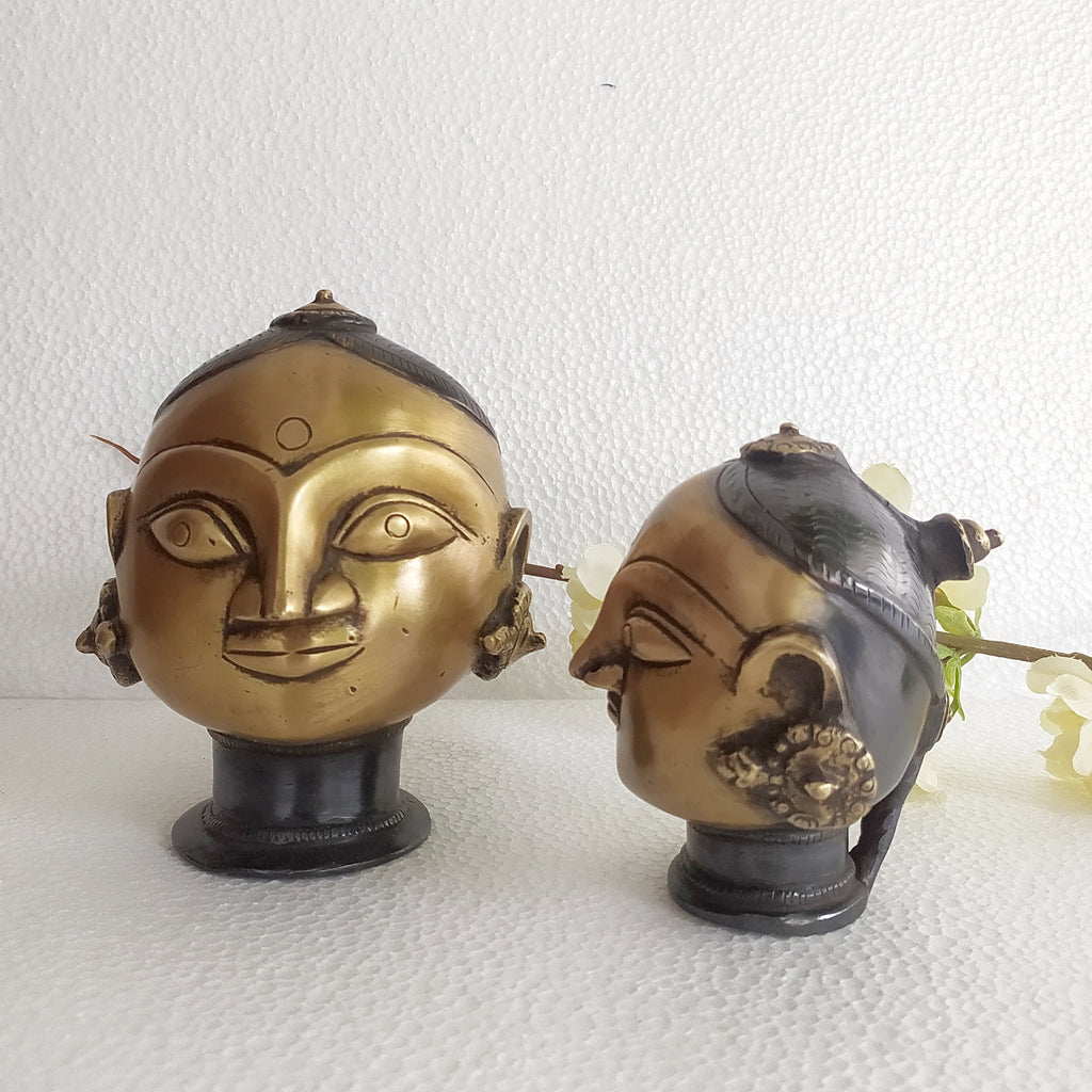 Pair Of Vintage Brass Busts of Gangaur Gauri - Goddess of Fertility, Love & Devotion . Height 15 & 11 cm x Width 13 & 11 cm