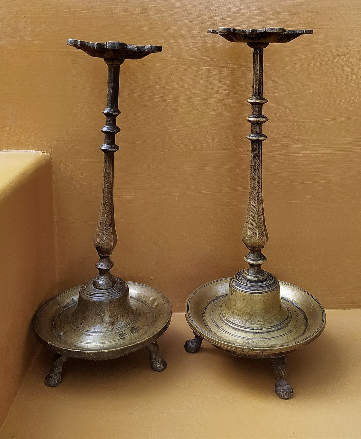 Vintage Pair Of Handcrafted Brass Vilakku Lamps, Height 32.5 & 33.5 cm x Diameter 10 cm