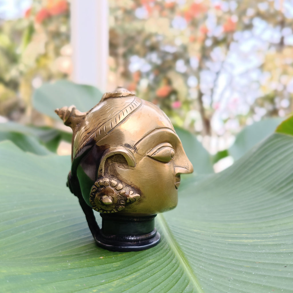 Vintage Brass Bust of Gangaur Gauri - Goddess of Fertility, Love & Devotion. Height 11 cm