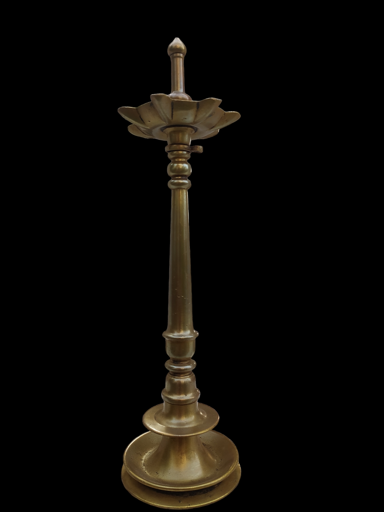 Traditional Brass Oil Lamp | Vilakku With 7 Grooves & Chain. Height 52 cm x Diameter 14 cm