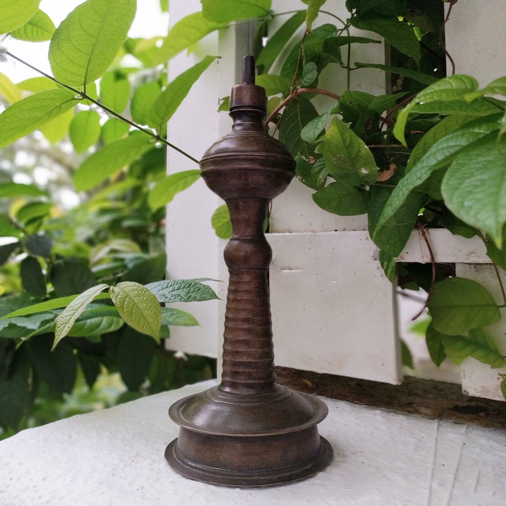 Vintage Brass Oil & Wick Lamp. Height 28 cm x Diameter 11.5 cm