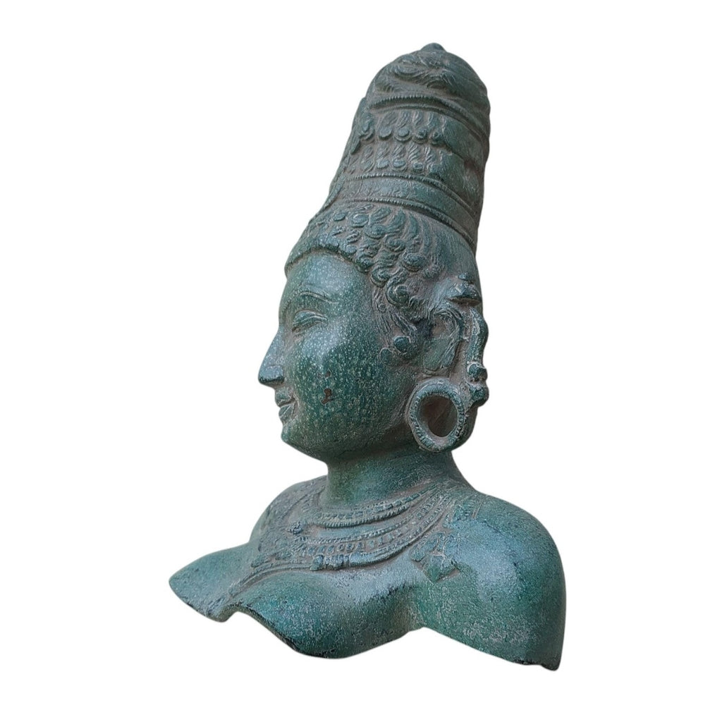 Magnificent Brass Bust Of Parvati - Indian Goddess of Fertility, Love & Devotion. Height 31 cm x Width 24 cm