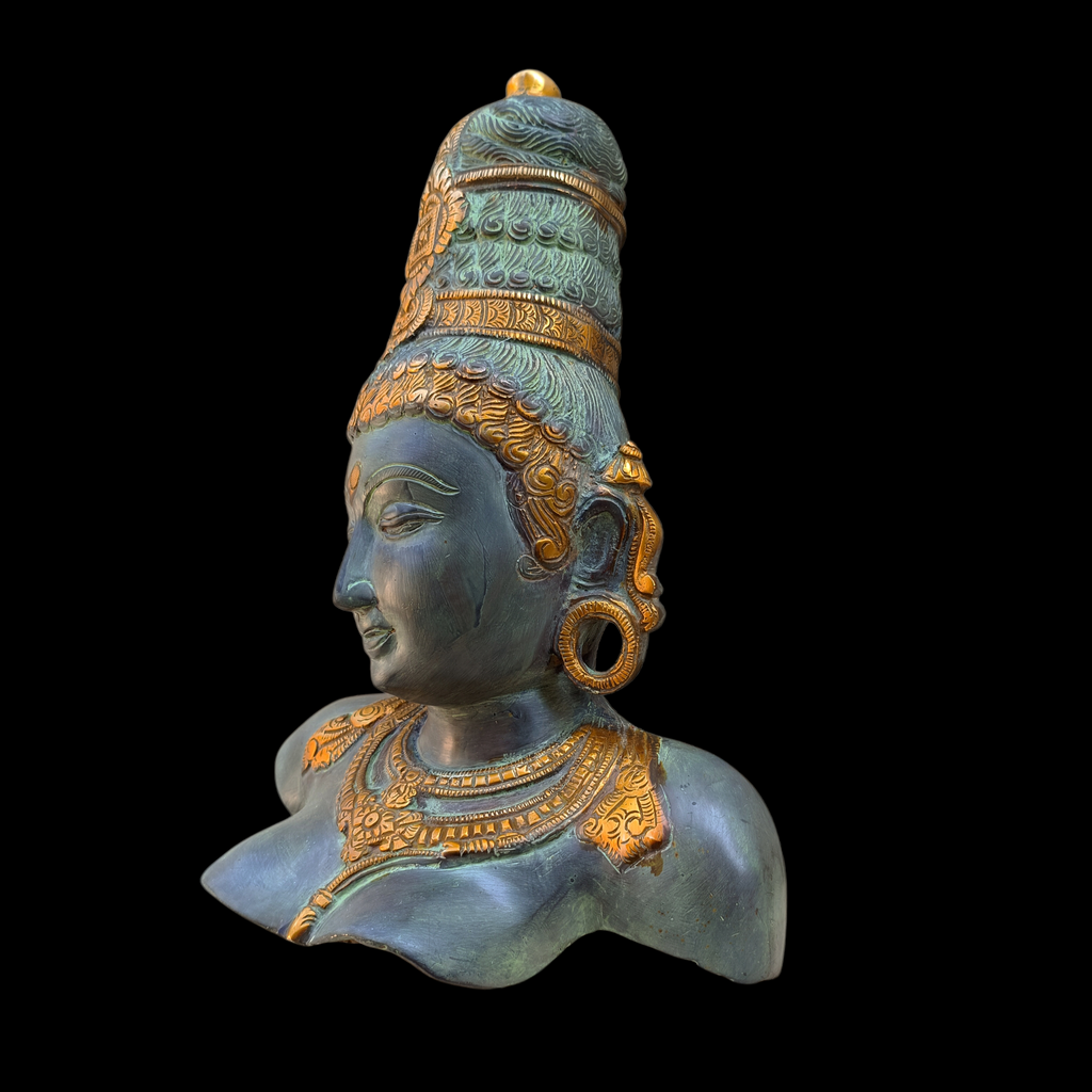 Magnificent Brass Bust Of Parvati - Indian Goddess of Fertility, Love & Devotion. Height 30 cm x Width 24 cm