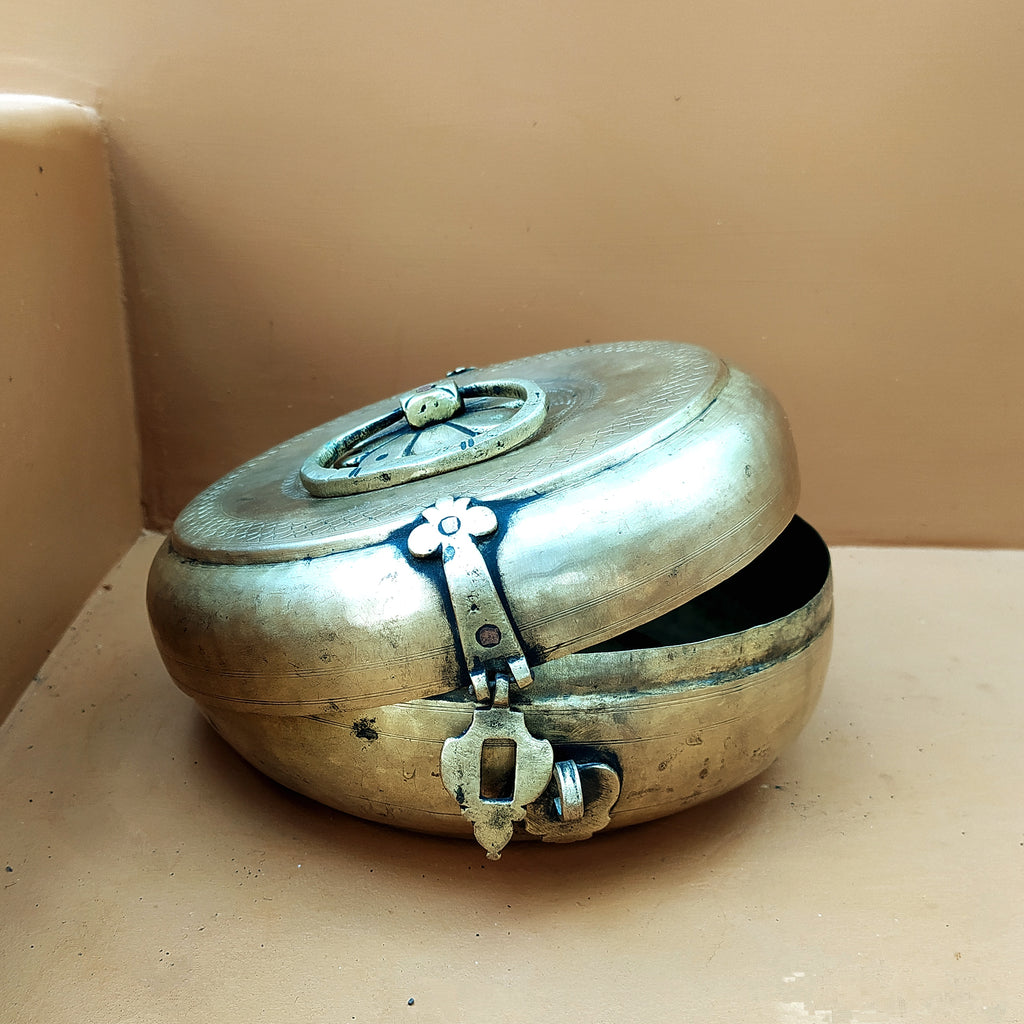 Traditional Brass Chappati Dabba | Bread Box From Northern India - Diameter 22 cm x Ht 11 cms