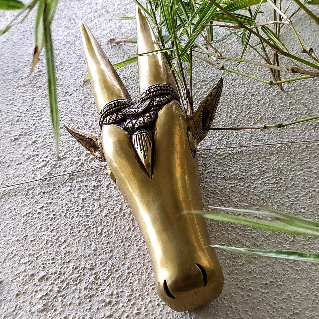 Majestic Handcrafted Brass Nandi Bull - Vahan Of Lord Shiva. Height 29 cm x Width 15 cm x Depth 7 cm