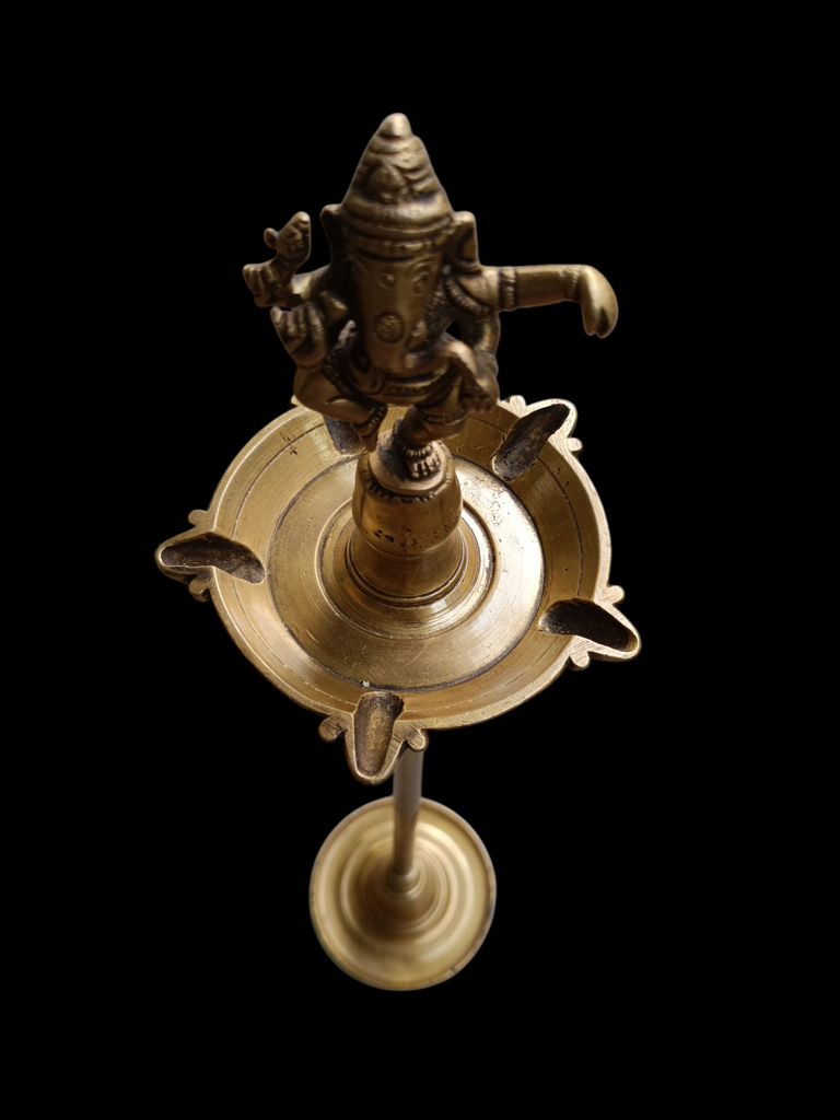 Divine Brass Oil Lamp With Ganesha - God Of Wisdom. Height 68 cm x Diameter 16 cm