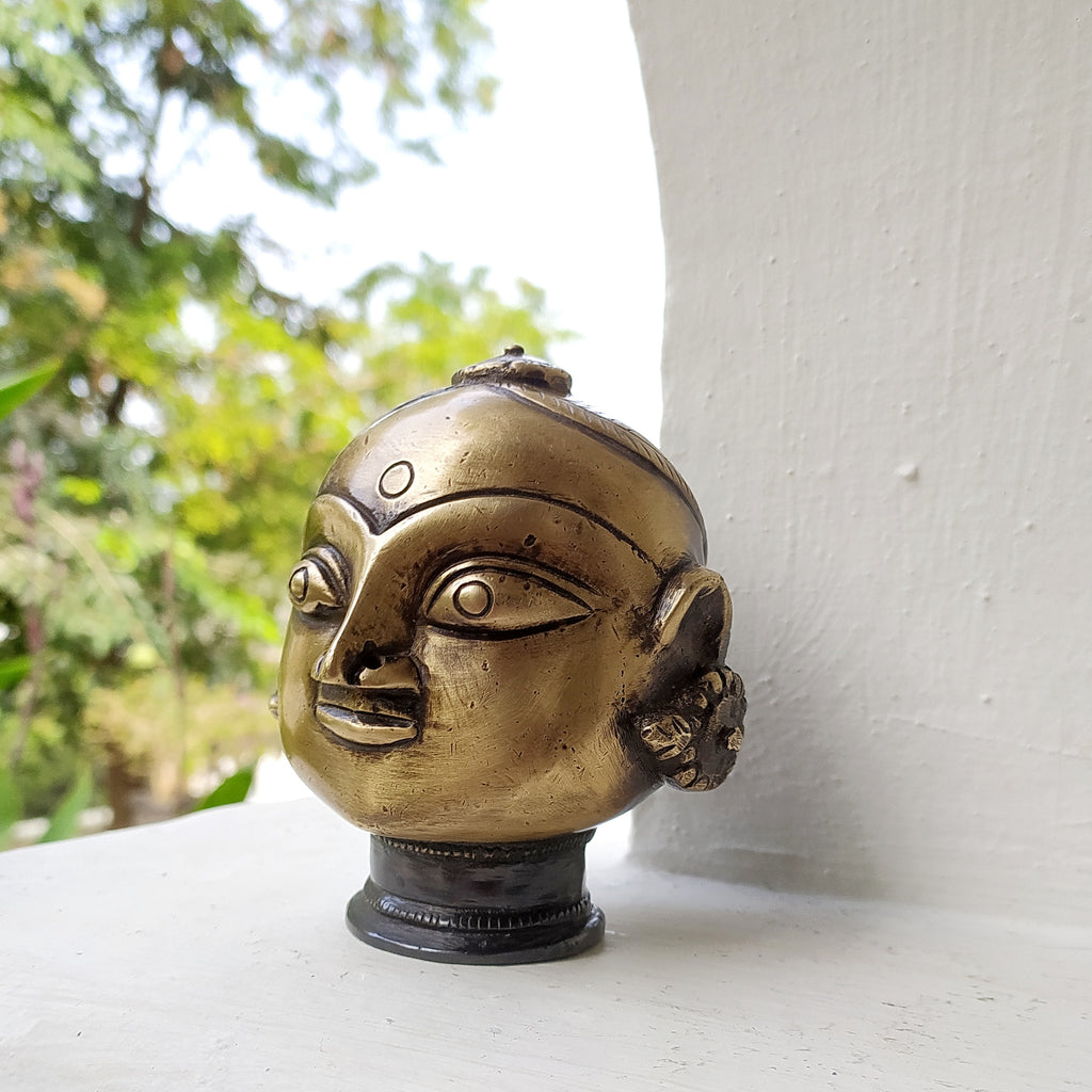 Vintage Brass Bust of Gangaur Gauri - Goddess of Fertility, Love & Devotion . H 11 cm x W 11 cm