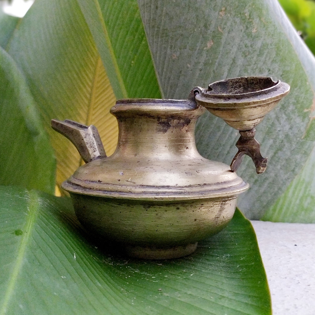 Vintage Brass Ghee Daan With Spout From South India, Ht 15 cm x Length 16 cm