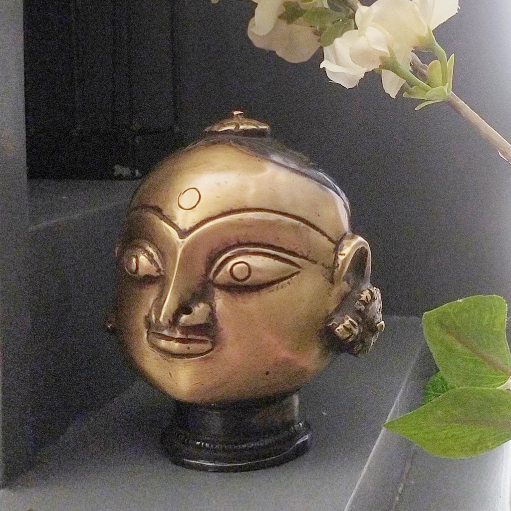 Vintage Brass Bust of Gangaur Gauri - Goddess of Fertility, Love & Devotion . H 11 cm x W 11 cm