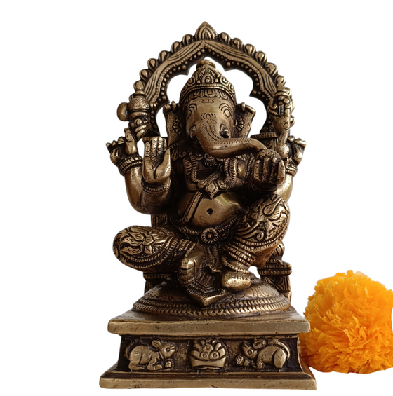 Divine Idol Of Lord Ganesha With Prabhavali - Height 22.5 cm x Width 12 cm x Depth 10 cm