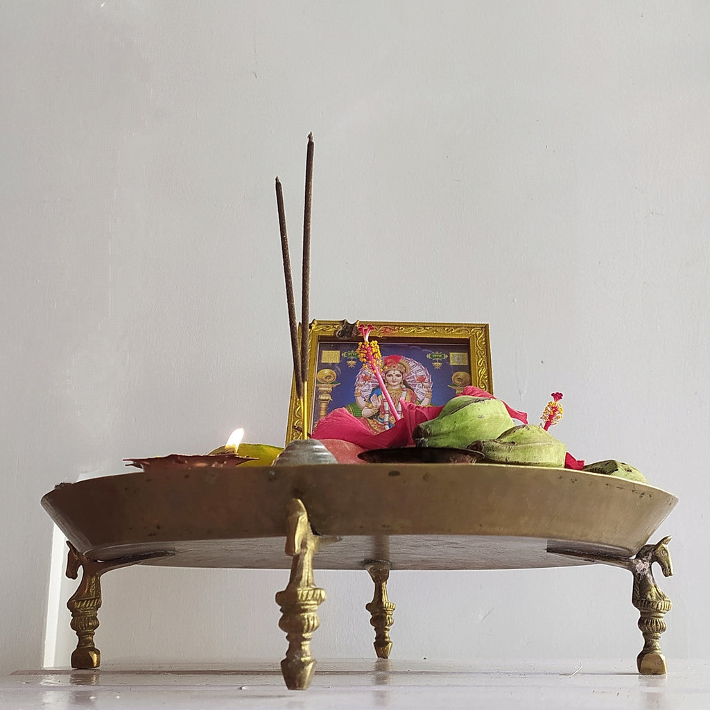 Brass Pooja Thaali | Fruit Bowl Handcrafted With 4 Horse Legs - Diameter 33 cm x Height 8 cm