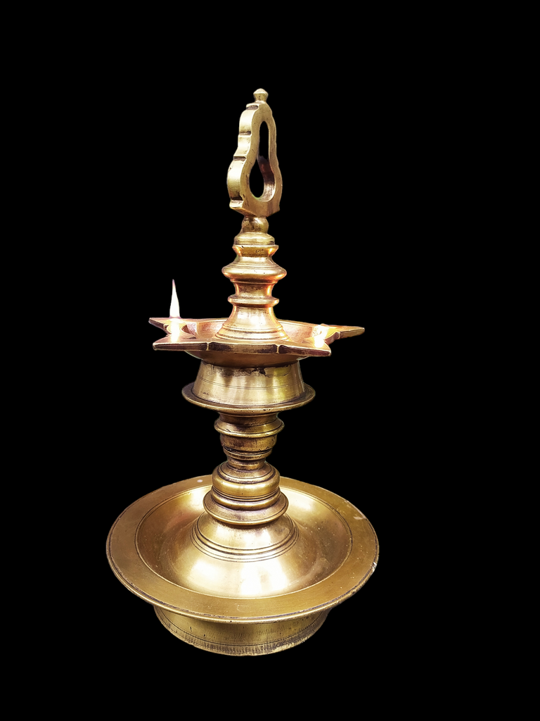 Traditional Kerala Brass Oil Lamp. Height 32 cm x Diameter 18 cm