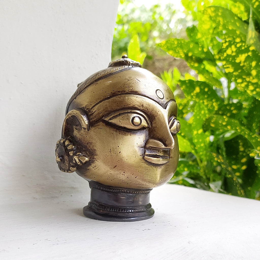 Vintage Brass Bust of Gangaur Gauri - Goddess of Fertility, Love & Devotion . H 11 cm x W 11 cm