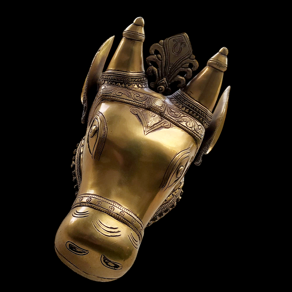 Majestic Handcrafted Brass Nandi Bull - Vahan Of Lord Shiva. Height 27 cm x Width 17 cm x Depth 19 cm