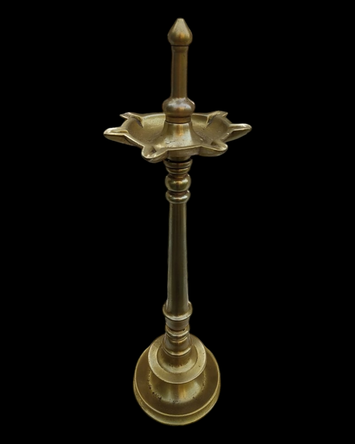 Traditional Brass Oil Lamp | Vilakku With 7 Grooves & Chain. Height 52 cm x Diameter 14 cm