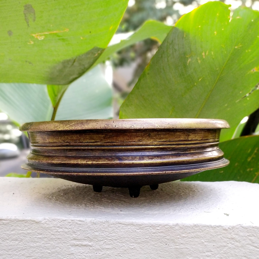 Vintage Traditional Brass Urli From Kerala. Diameter 30 cm x Height 10.5 cm