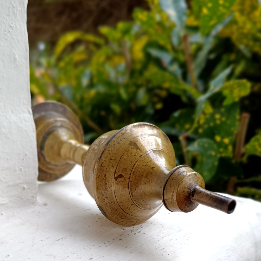 Vintage Brass Oil & Wick Lamp. Height 20 cm x Diameter 7 cm
